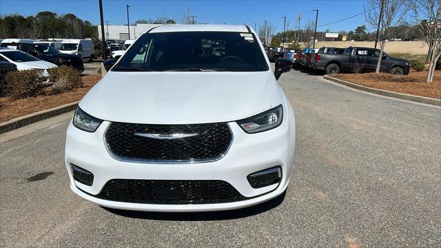 2025 Chrysler Pacifica Hybrid PACIFICA PLUG-IN HYBRID SELECT