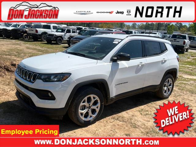 2025 Jeep Compass COMPASS LATITUDE 4X4