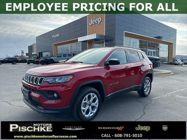 2025 Jeep Compass COMPASS LATITUDE 4X4