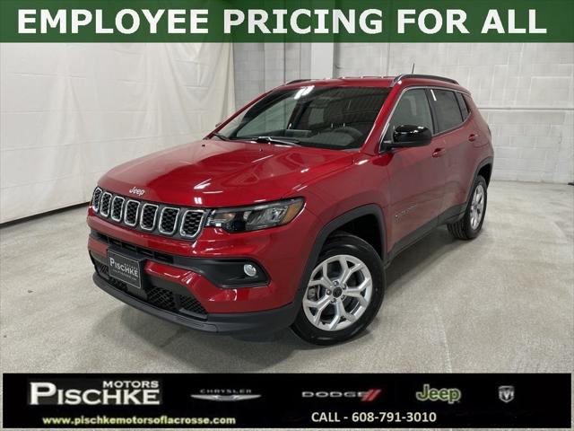 2025 Jeep Compass COMPASS LATITUDE 4X4