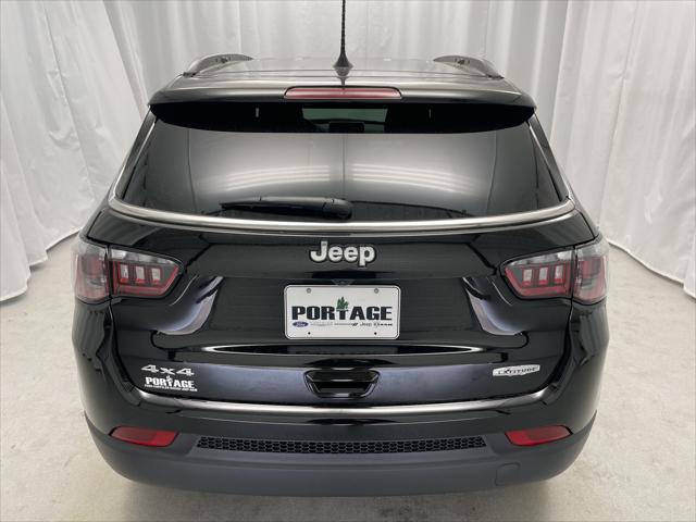 2025 Jeep Compass COMPASS LATITUDE 4X4