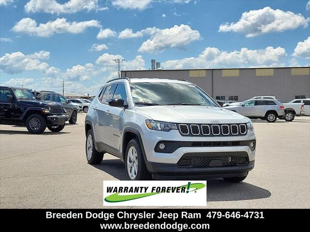 2025 Jeep Compass COMPASS LATITUDE 4X4