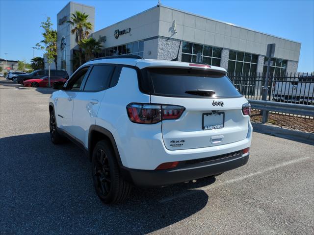 2025 Jeep Compass COMPASS LATITUDE 4X4