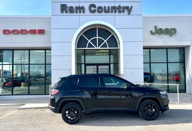 2025 Jeep Compass COMPASS LATITUDE 4X4