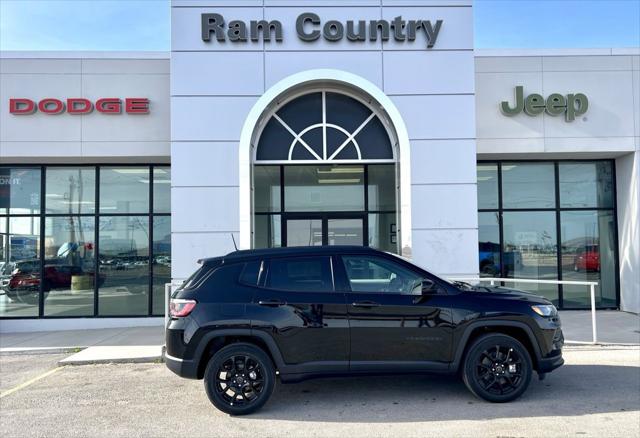 2025 Jeep Compass COMPASS LATITUDE 4X4