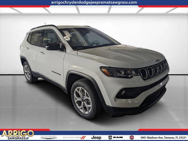 2025 Jeep Compass COMPASS LATITUDE 4X4
