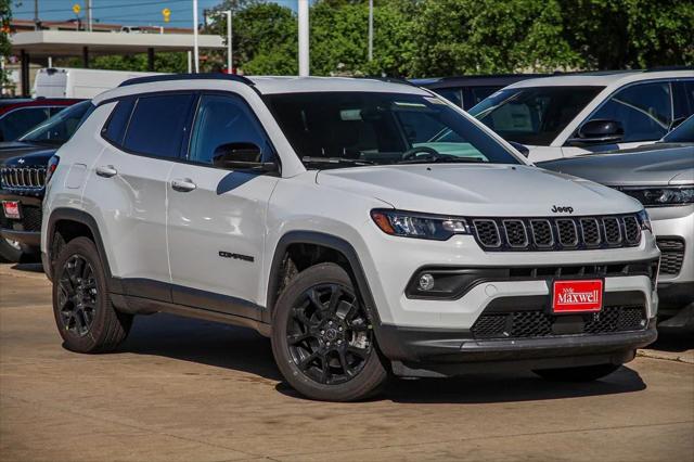 2025 Jeep Compass COMPASS LATITUDE 4X4