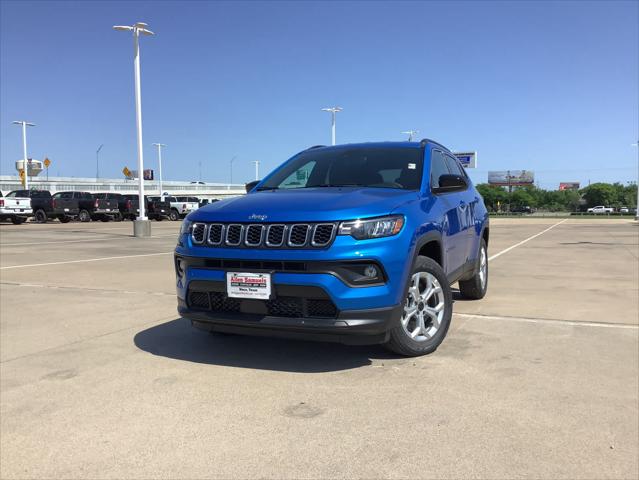 2025 Jeep Compass COMPASS LATITUDE 4X4