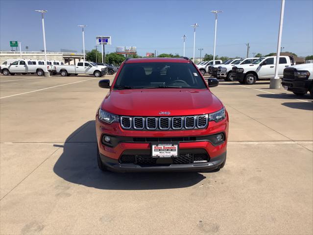 2025 Jeep Compass COMPASS LATITUDE 4X4