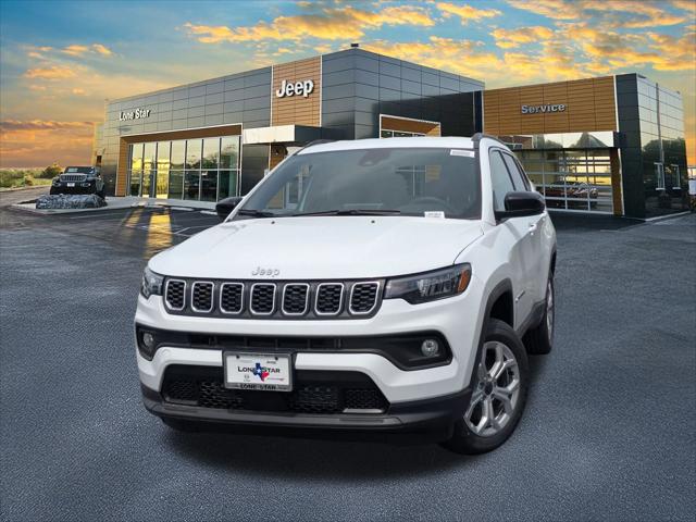 2025 Jeep Compass COMPASS LATITUDE 4X4
