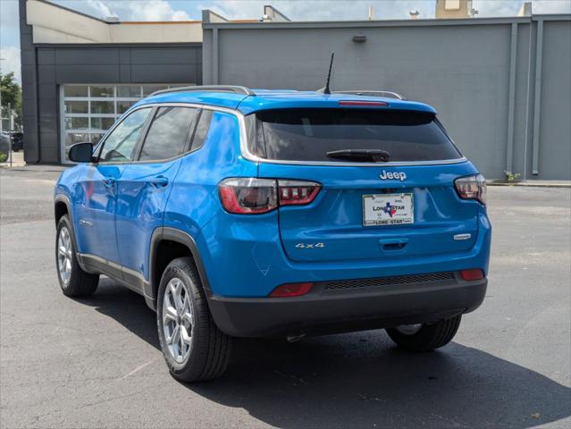 2025 Jeep Compass COMPASS LATITUDE 4X4