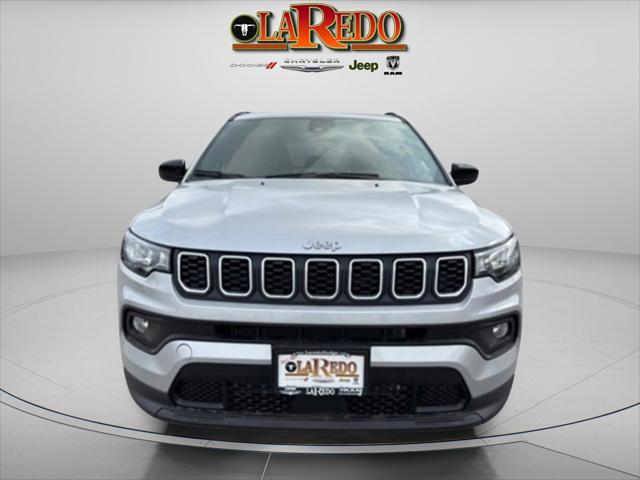 2025 Jeep Compass COMPASS LATITUDE 4X4