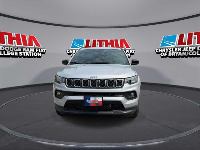 2025 Jeep Compass COMPASS LATITUDE 4X4