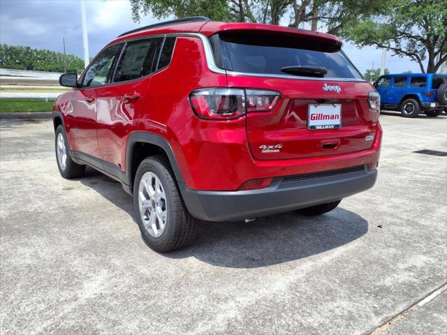 2025 Jeep Compass COMPASS LATITUDE 4X4