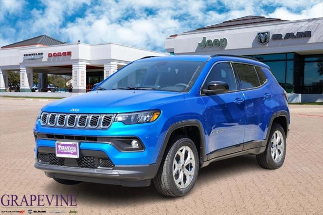 2025 Jeep Compass COMPASS LATITUDE 4X4