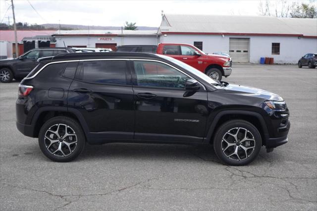 2025 Jeep Compass COMPASS LIMITED 4X4