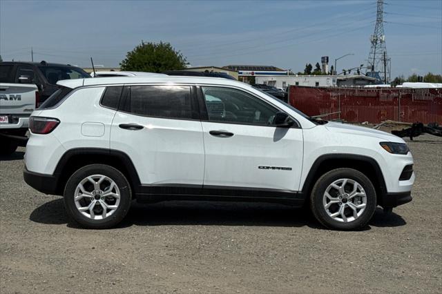 2025 Jeep Compass COMPASS SPORT 4X4