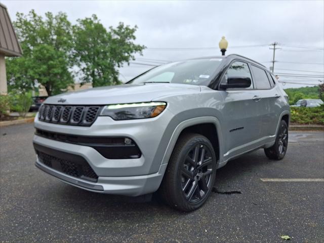 2025 Jeep Compass COMPASS LIMITED 4X4