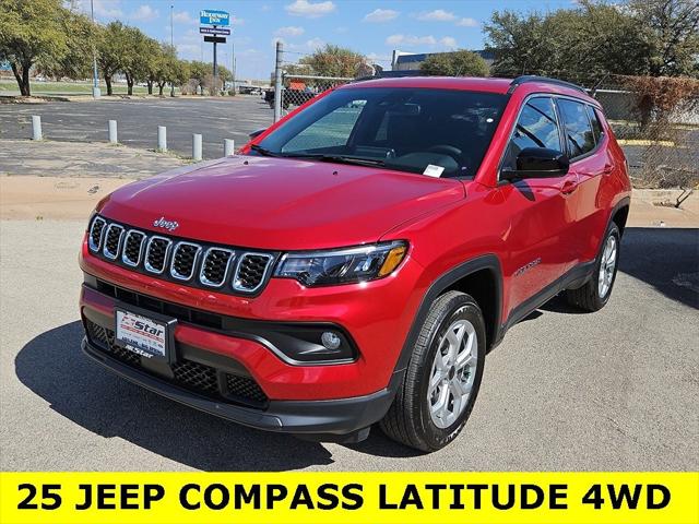 2025 Jeep Compass COMPASS LATITUDE 4X4