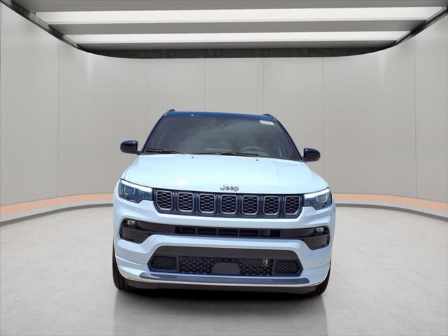 2025 Jeep Compass COMPASS LIMITED 4X4