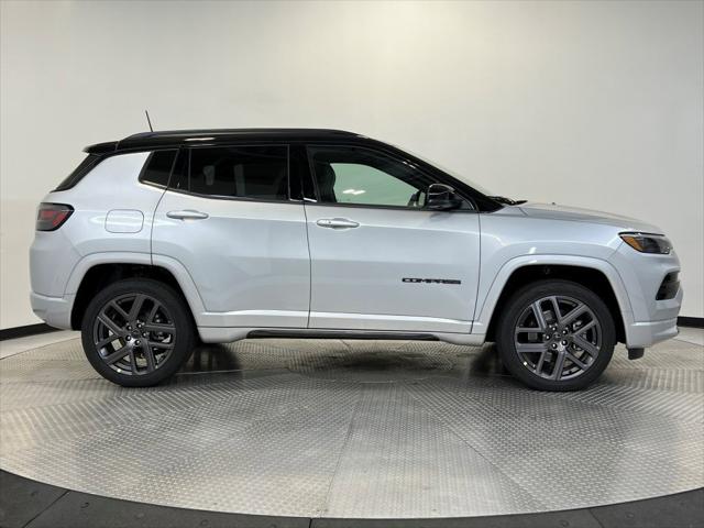 2025 Jeep Compass COMPASS LIMITED 4X4