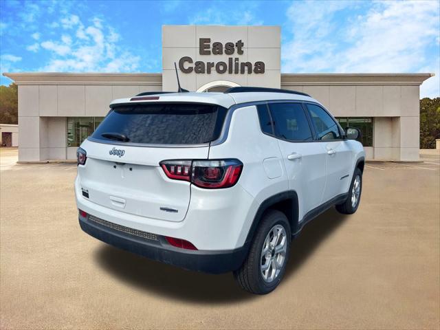 2025 Jeep Compass COMPASS LATITUDE 4X4