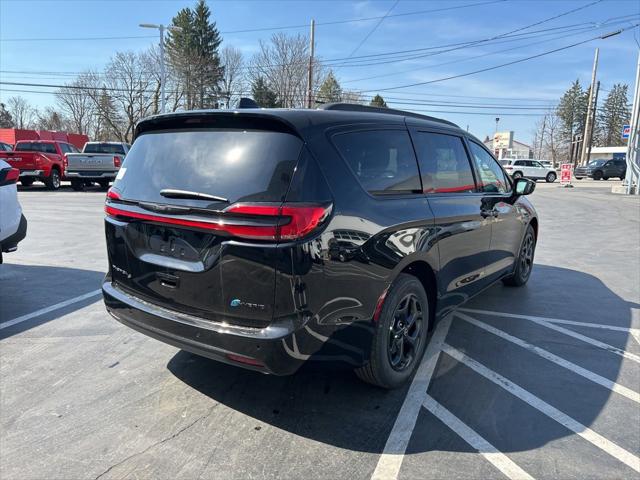 2025 Chrysler Pacifica Hybrid PACIFICA PLUG-IN HYBRID S APPEARANCE