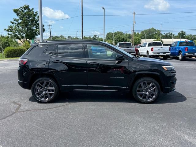2025 Jeep Compass COMPASS LIMITED 4X4
