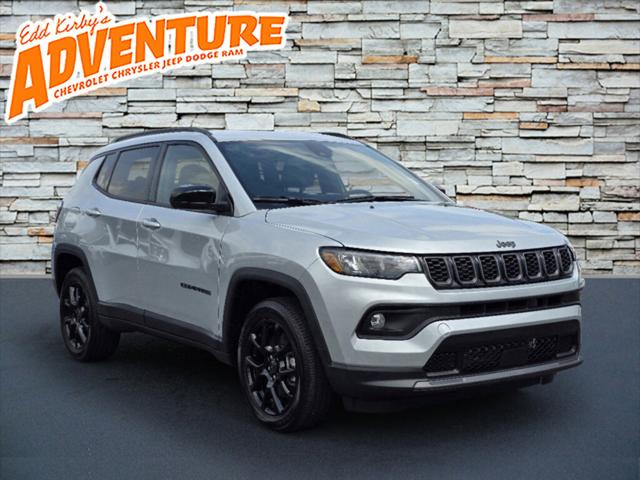 2025 Jeep Compass COMPASS LATITUDE 4X4
