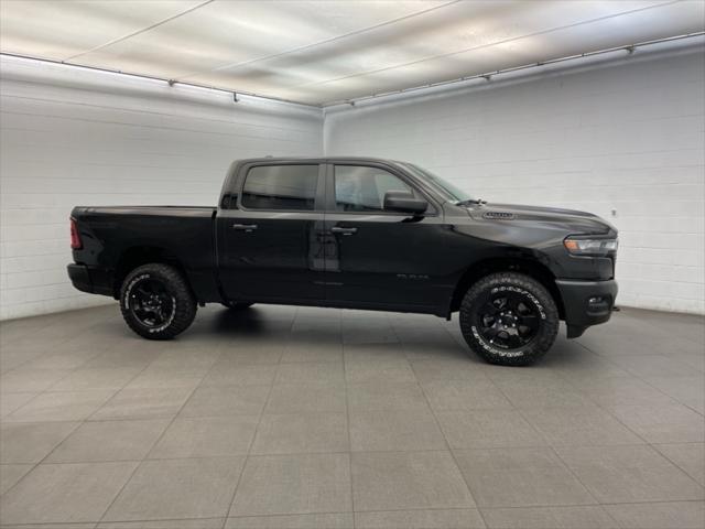2025 RAM Ram 1500 RAM 1500 WARLOCK CREW CAB 4X4 57 BOX