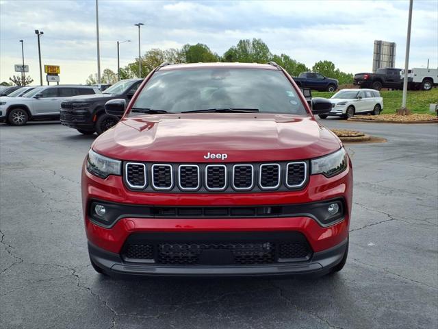 2025 Jeep Compass COMPASS LATITUDE 4X4