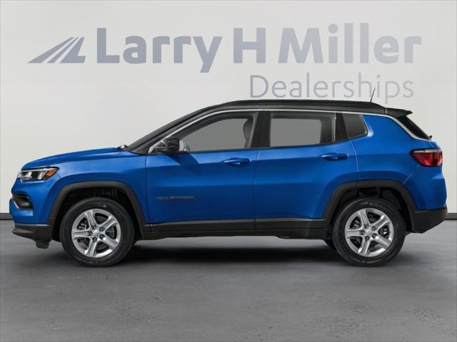 2025 Jeep Compass COMPASS LATITUDE 4X4