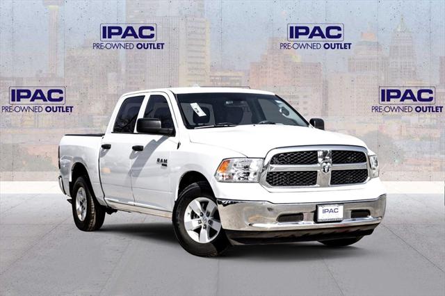 2022 RAM 1500 Classic SLT Crew Cab 4x2 57 Box