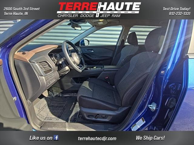 2023 Nissan Rogue SV FWD