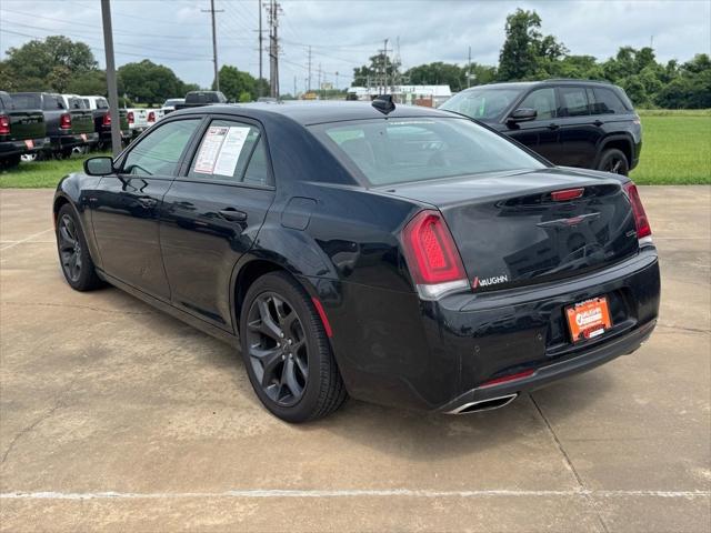 2022 Chrysler 300 S
