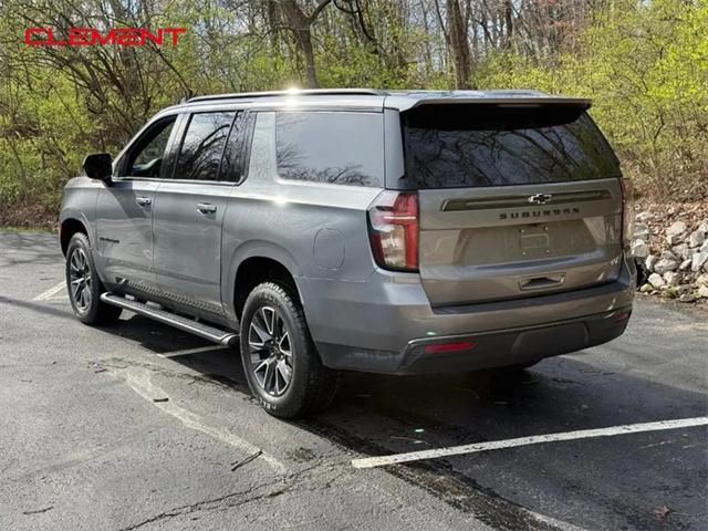 2022 Chevrolet Suburban 4WD Z71