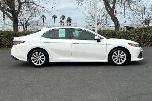 2022 Toyota Camry LE