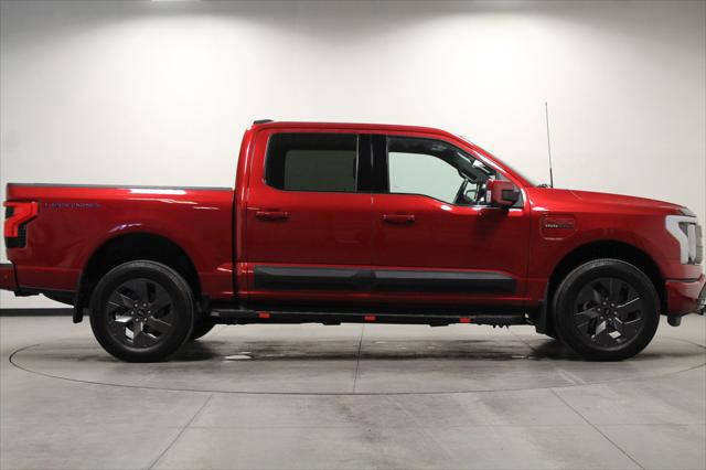 2023 Ford F-150 Lightning LARIAT
