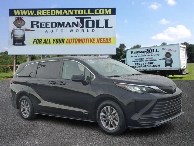 2021 Toyota Sienna LE