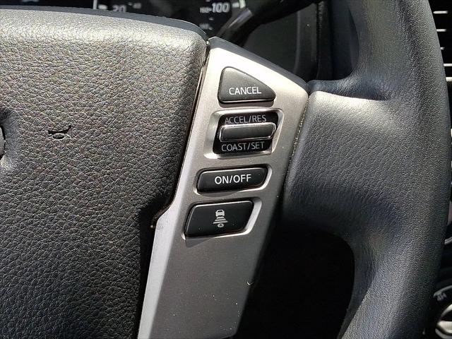 2023 Nissan Titan Crew Cab SV 4x4