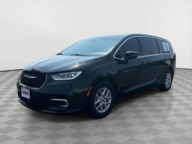 2023 Chrysler Pacifica Touring for sale in Joplin, MO