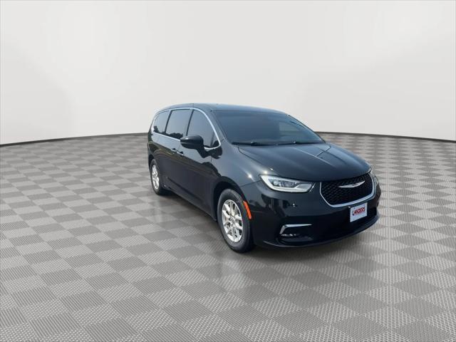 2023 Chrysler Pacifica Touring