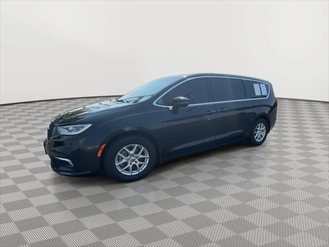 2023 Chrysler Pacifica Touring