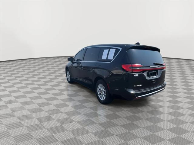 2023 Chrysler Pacifica Touring
