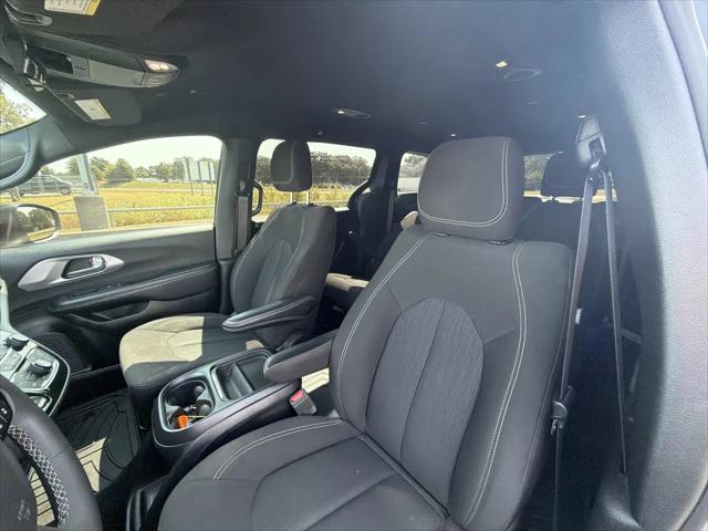 2023 Chrysler Pacifica Touring