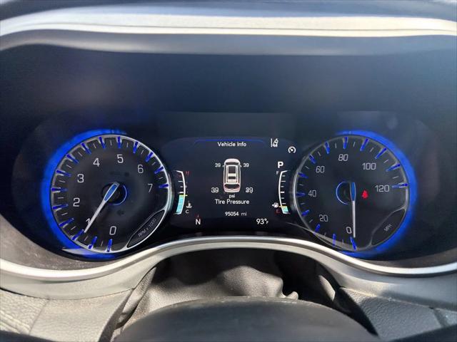 2023 Chrysler Pacifica Touring
