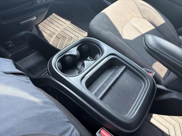2023 Chrysler Pacifica Touring