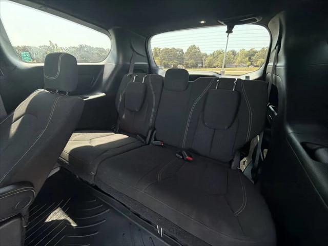2023 Chrysler Pacifica Touring
