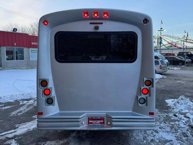 2014 Chevrolet Express Cutaway 3500