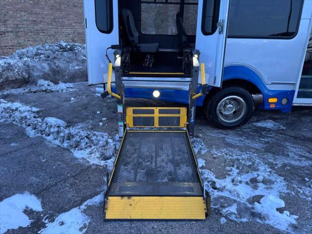 2014 Chevrolet Express Cutaway 3500